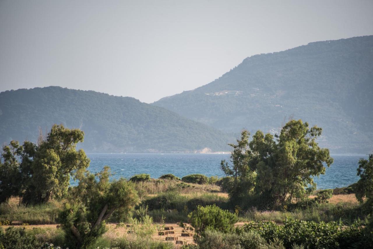 Avyssos Residents Aparthotel